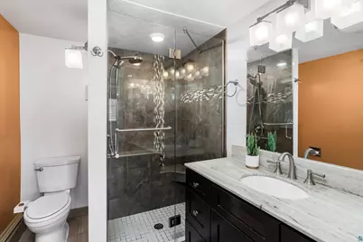 1926 Columbus Ave, Duluth, MN 55803 - Photo 25