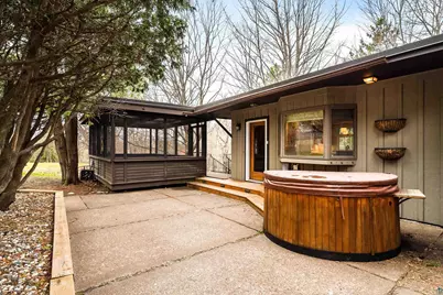 1926 Columbus Ave, Duluth, MN 55803 - Photo 49