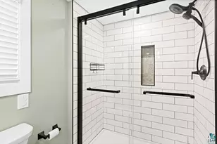 4018 E 1st St, Superior, WI 54880 - Photo 17