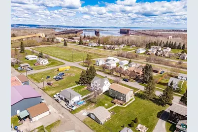 4018 E 1st St, Superior, WI 54880 - Photo 35
