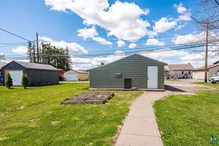 4018 E 1st St, Superior, WI 54880 - Photo 7