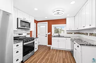 4018 E 1st St, Superior, WI 54880 - Photo 9
