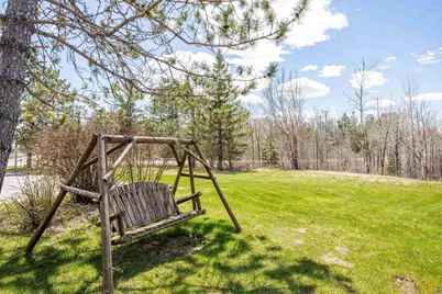 3325 Strand Rd, Duluth, MN 55804 - Photo 9