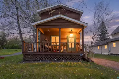 4807 Pitt St, Duluth, MN 55804 - Photo 1
