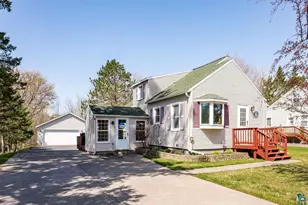 3045 Hutchinson Rd, Duluth, MN 55811 - Photo 1