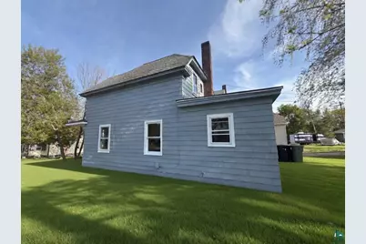 1127 N 46th Ave E, Duluth, MN 55804 - Photo 3