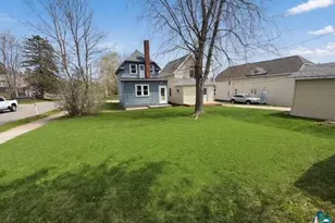 1127 N 46th Ave E, Duluth, MN 55804 - Photo 5