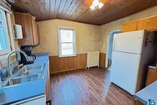 620 N 11th Ave E, Duluth, MN 55806 - Photo 5