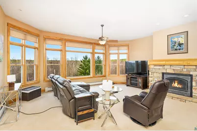 416 Hastings Dr, Duluth, MN 55803 - Photo 9