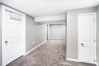 4922 Glenwood St, Duluth, MN 55804 - Photo 23