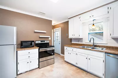 4922 Glenwood St, Duluth, MN 55804 - Photo 9