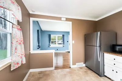 4922 Glenwood St, Duluth, MN 55804 - Photo 11