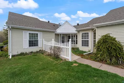 2150 Miller Creek Dr #8, Duluth, MN 55811 - Photo 1