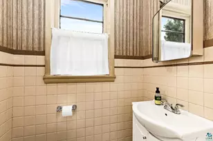 4431 Robinson St, Duluth, MN 55804 - Photo 25