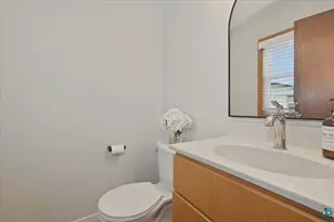 2240 Catlin Ave, Superior, WI 54880 - Photo 27