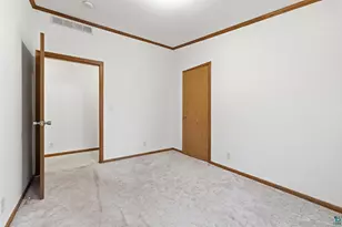 1430 12th St, Virginia, MN 55792 - Photo 15