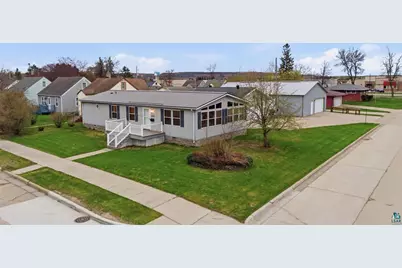 1430 12th St, Virginia, MN 55792 - Photo 1