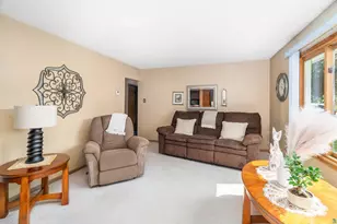 141 Alice St, Proctor, MN 55810 - Photo 5