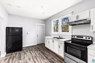 2815 W 3rd St, Duluth, MN 55806 - Photo 17