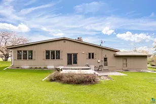 529 Valley Dr, Duluth, MN 55804 - Photo 51