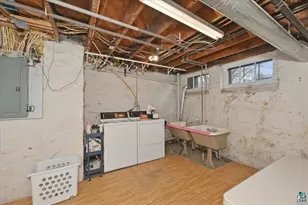 4203 Robinson St, Duluth, MN 55804 - Photo 41