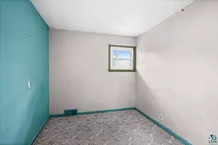 145 E Toledo St, Duluth, MN 55811 - Photo 15