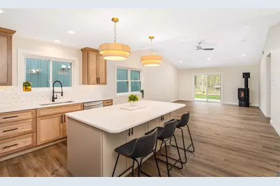 3821 Fountain Gate Dr, Duluth, MN 55811 - Photo 5