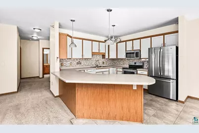 4042 Haines Rd #205, Duluth, MN 55811 - Photo 3