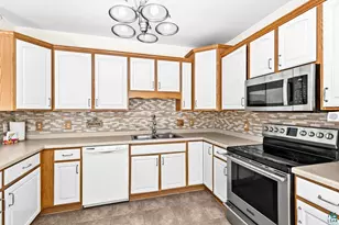 4042 Haines Rd, Duluth, MN 55811 - Photo 5