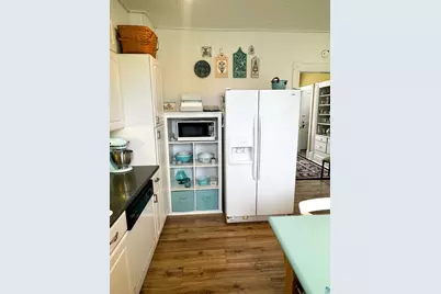 303 E 5th St, Washburn, WI 54891 - Photo 17
