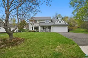 905 Mellwood Ave, Duluth, MN 55804 - Photo 1