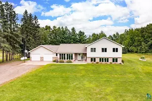 321 Carriage Hill Dr, Hinckley, MN 55037 - Photo 1