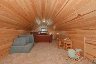 819 N 22nd St, Superior, WI 54880 - Photo 19