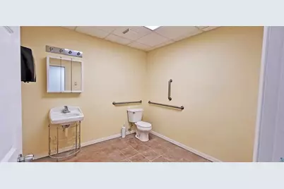 220 W Superior St, Duluth, MN 55802 - Photo 17