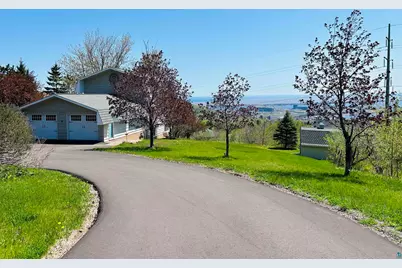 2810 Exhibition Dr, Duluth, MN 55811 - Photo 49