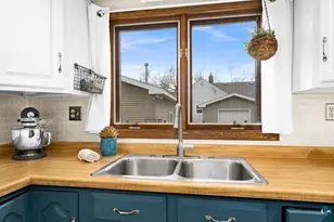 509 S 71st Ave W, Duluth, MN 55807 - Photo 11