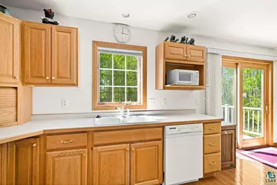 5345 Roosevelt Dr, Hermantown, MN 55811 - Photo 7