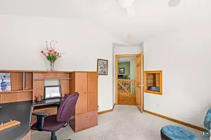 5345 Roosevelt Dr, Hermantown, MN 55811 - Photo 9