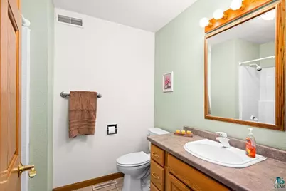 5345 Roosevelt Dr, Hermantown, MN 55811 - Photo 11