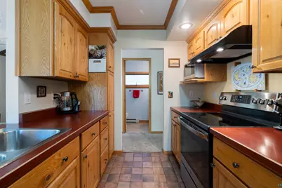 5306 Ivanhoe St, Duluth, MN 55804 - Photo 13
