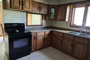 1424 E 6th St, Superior, MN 54880 - Photo 11