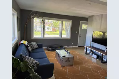 334 W Redwing St, Duluth, MN 55803 - Photo 9