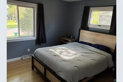 334 W Redwing St, Duluth, MN 55803 - Photo 11