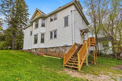 1122 E 5th St, Duluth, MN 55805 - Photo 3