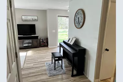 254 E Highway 61, Esko, MN 55733 - Photo 5