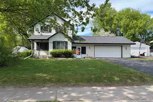1705 Doddridge Ave, Cloquet, MN 55720 - Photo 1