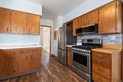 3803 W 4th St, Duluth, MN 55807 - Photo 7