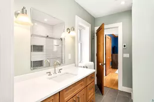2221 E 4th St, Duluth, MN 55812 - Photo 49