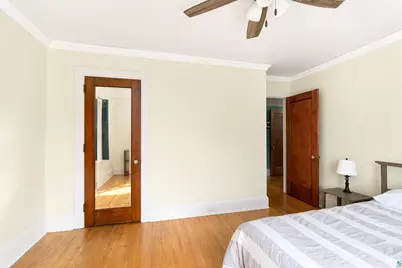 2221 E 4th St, Duluth, MN 55812 - Photo 57