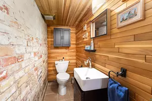 2221 E 4th St, Duluth, MN 55812 - Photo 79